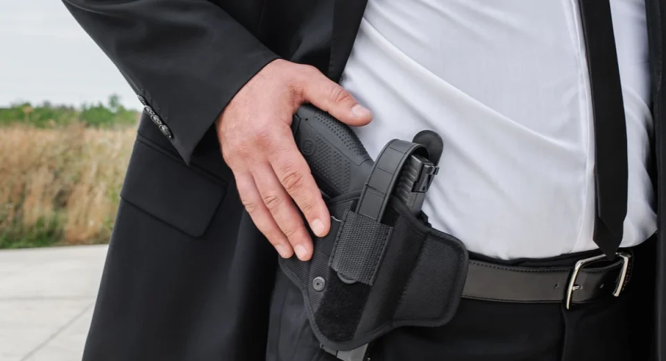 A proibição de armas em Varsóvia já está em vigor. Regulamentação do Ministério do Interior e Administração