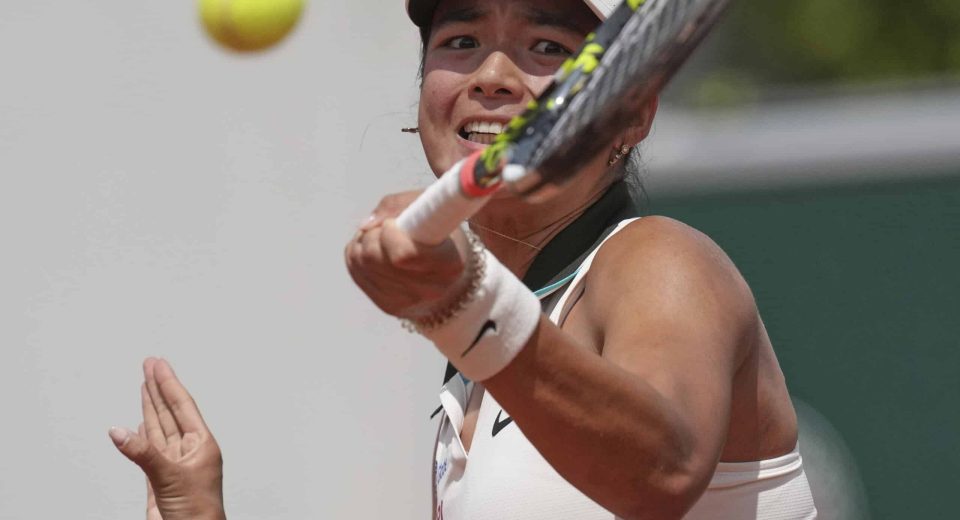 Alex Eala, francês aberto pela primeira vez curto vs inimigo colombiano