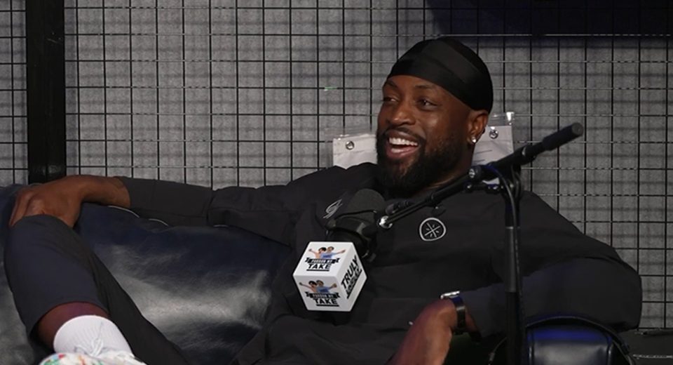 Dwyiane Wade ri a oferta para comer uma bunda falsa, eu achei engraçado!
