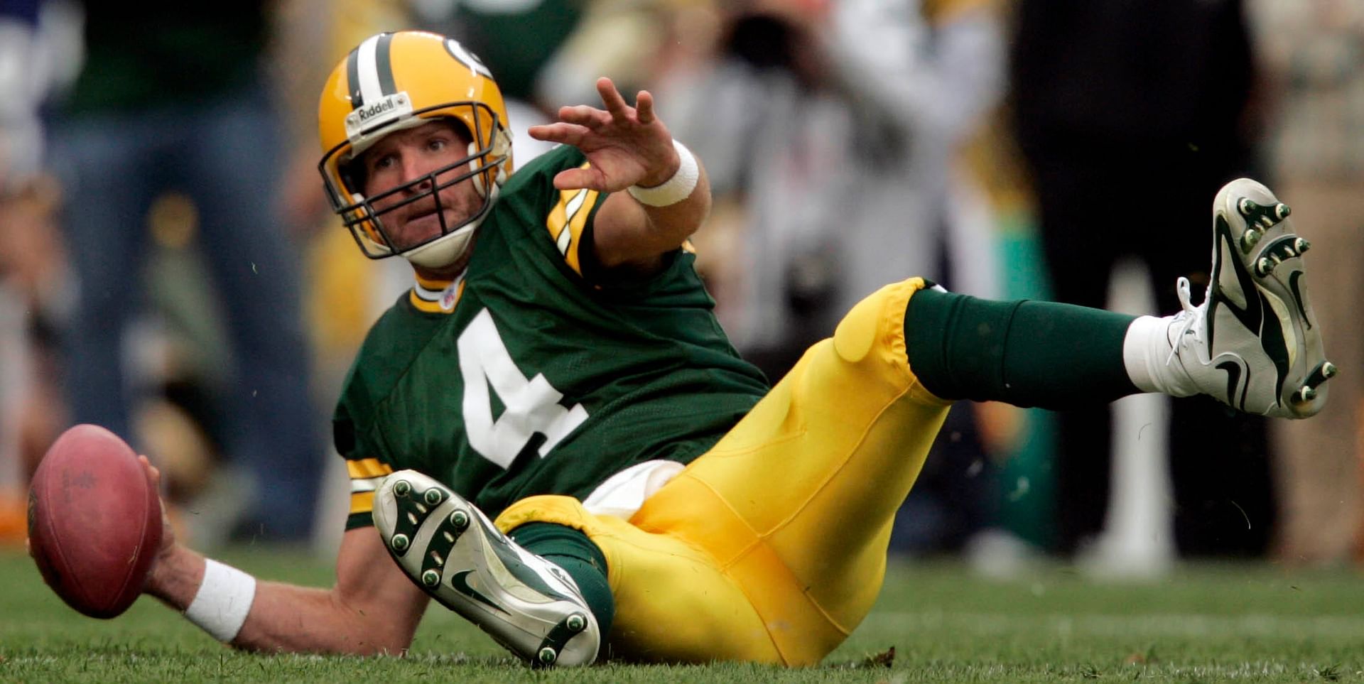 “Eu nunca fui tratado como um ser humano” – Jenn Sterger se abre para se tornar desumano no escândalo sexual de Brett Favre