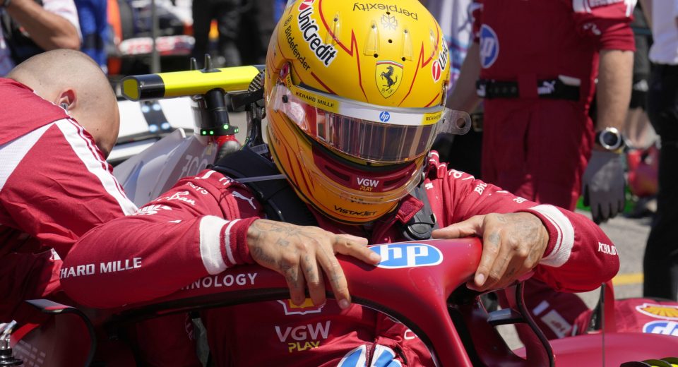 F1: Lewis Hamilton diz ‘antes do fim do tempo’ para salvar a temporada da Ferrari