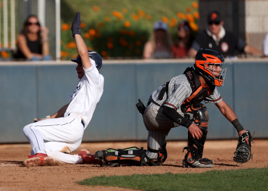 NCS Baseball, Roundup de softball: Las Lomas Backer Shoots sem impacto