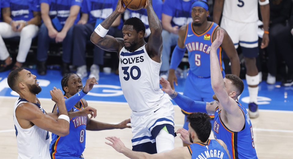 “Nos resfriou, este playoffs” – os fãs da NBA reagem a Julius Randle, reduzindo uma carreira – em 6 pontos nas derrotas do jogo 2