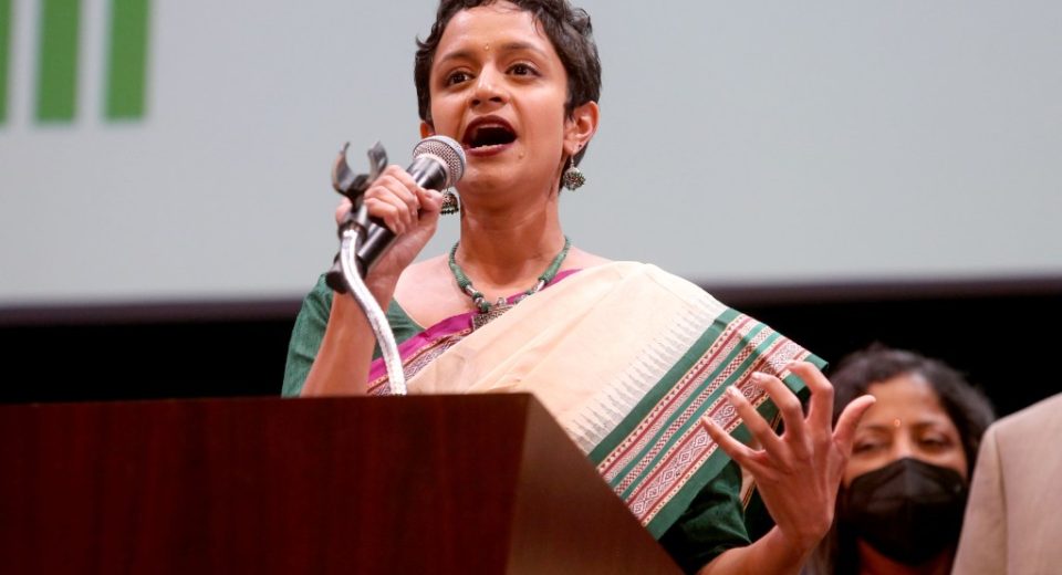 Ramachandran: Estou cansado de ouvir constantemente: “Bem, isso é apenas Oakland”. A cidade precisa de uma cultura de implementação.