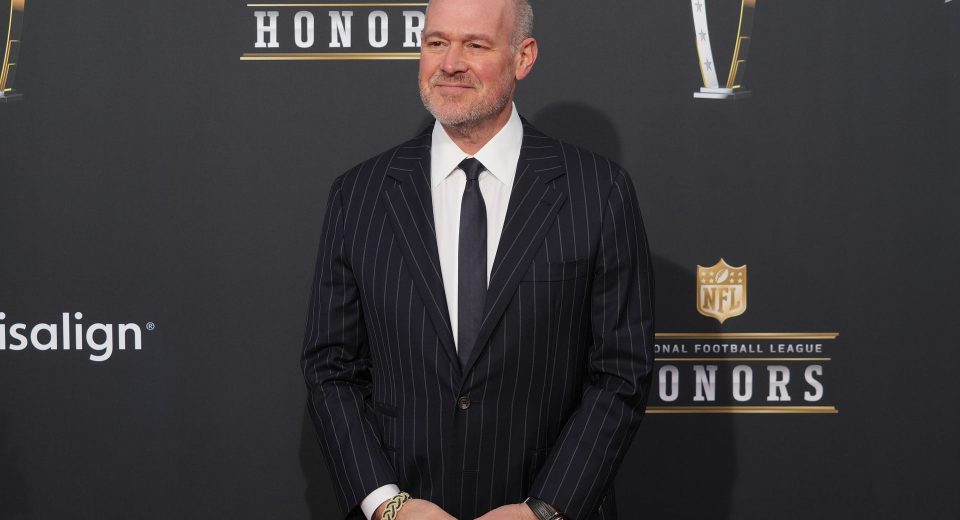 Rich Eisen, formado em Michigan, emoções conhecidas no Comitê CFP “Dumba*s” muda o sistema de inseminação