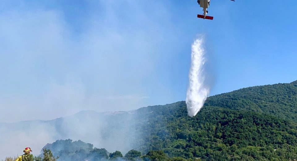 SJFD, Cal Fire Halt Brush, perto do aterro de Guadalupe