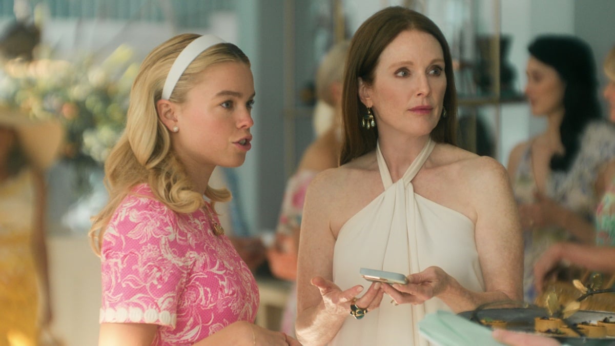 Sirenes Review: Julianne Moore, Meghann Fahy e Milly Alcock Service Up Beachy Thrills