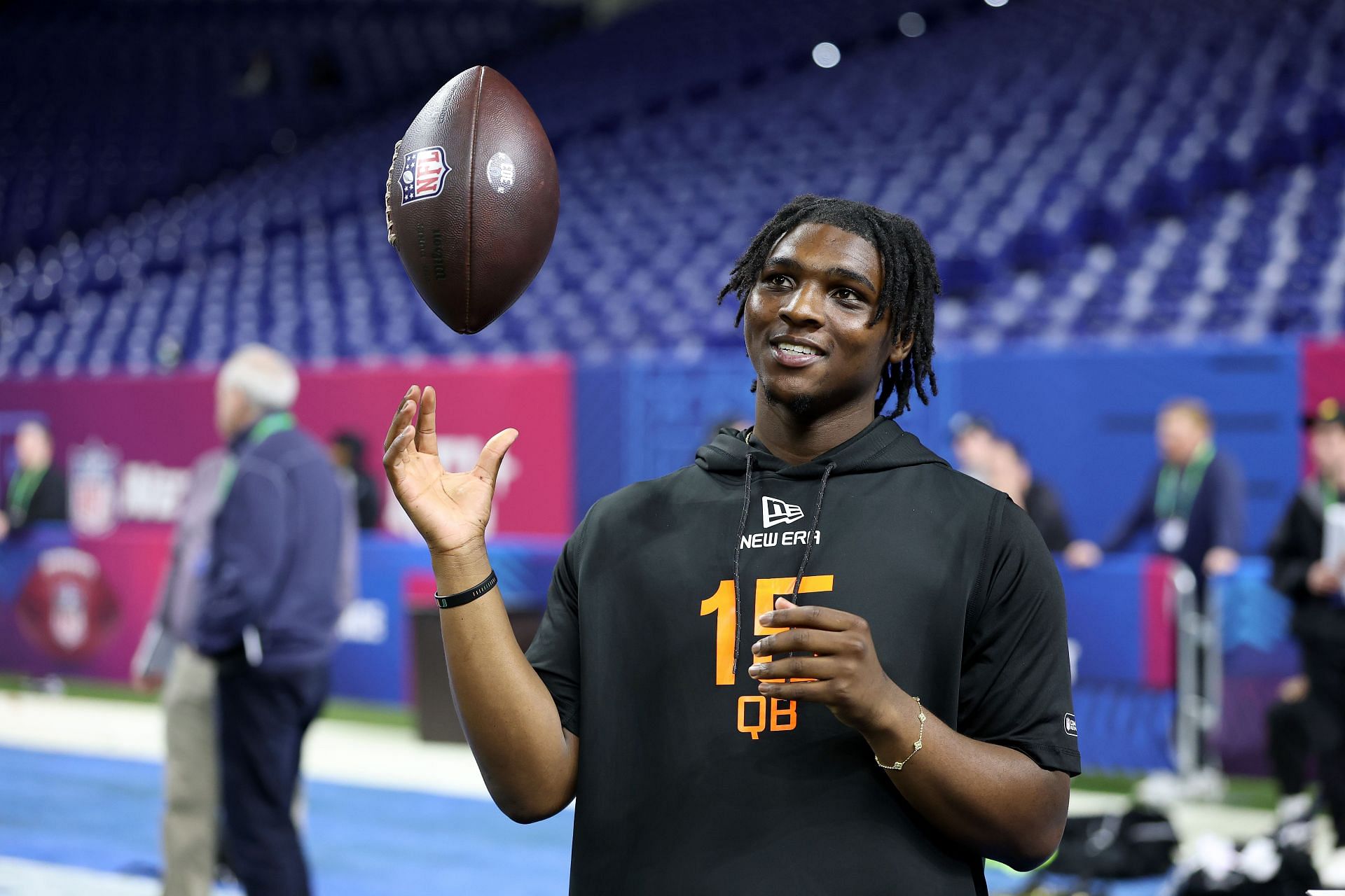 “Eu realmente não quero sh **” – Titans QB Cam Ward explica o melhor presente do dia dos pais para seu pai