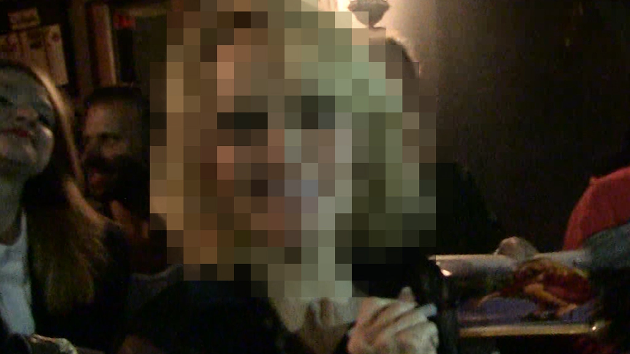 Adivinha quem é a celebridade favorita dos paparazzi!