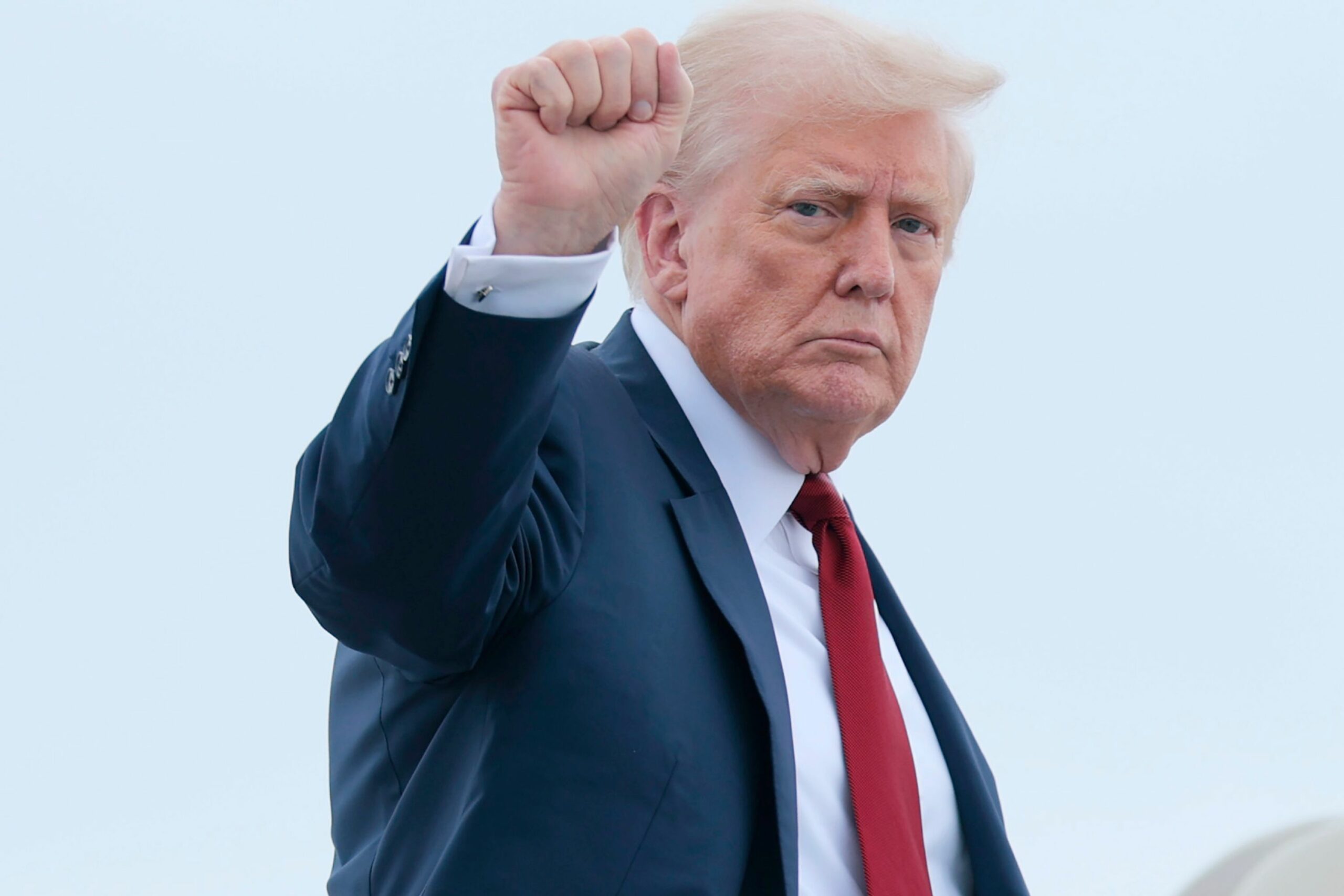 Trump emite uma nova ameaça para Obama, Clinton, na pesquisa da Rússia: ‘Pague um preço’